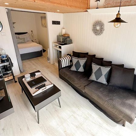 Seaside Cabin Retreat In Hayling Island South Hayling Exterior foto